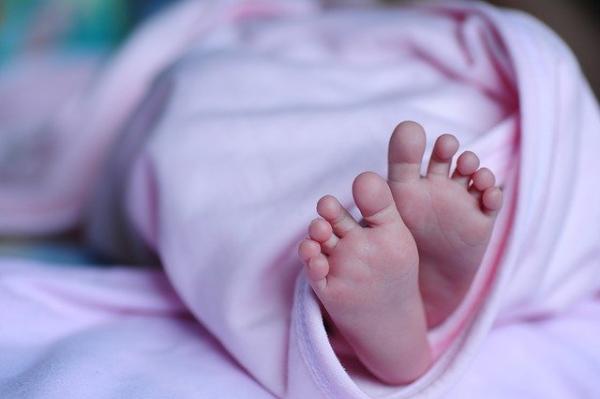 Фото В Улан-Удэ женщина родила девочек-тройняшек