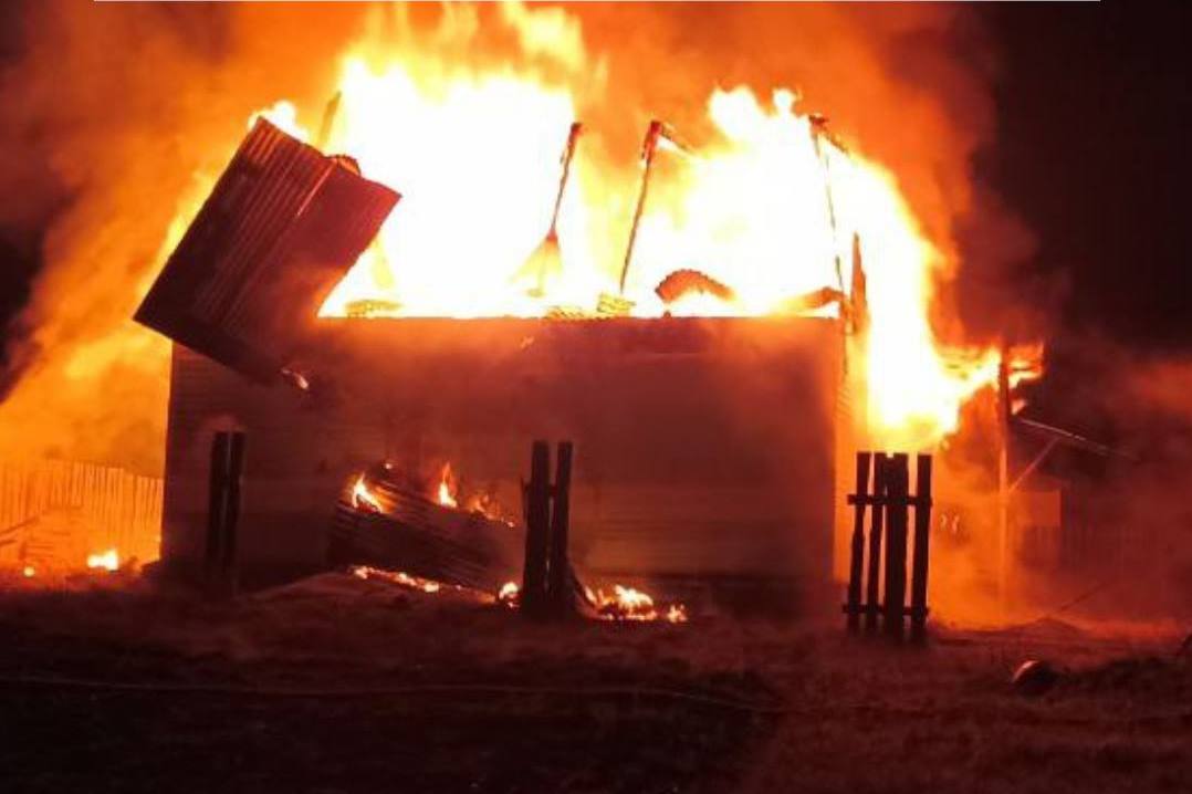 Фото В селе Бурятии сгорел жилой дом