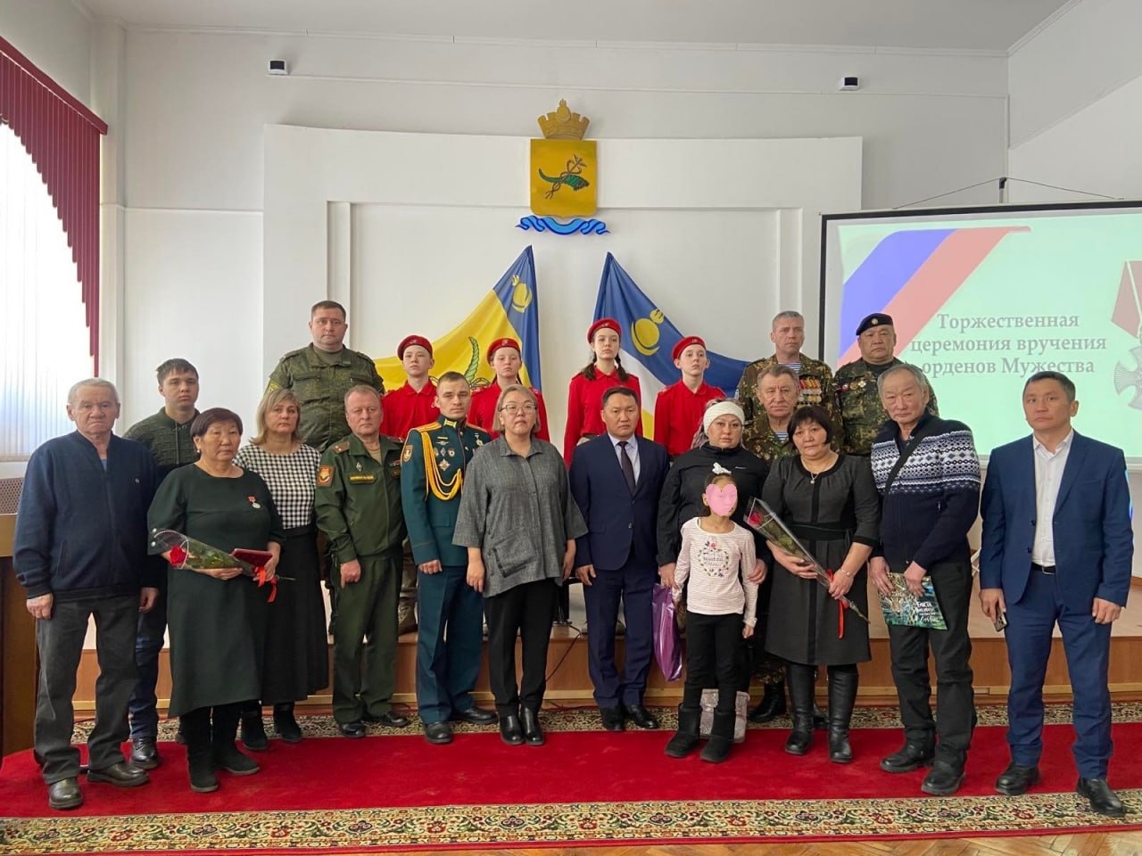 В Улан-Удэ вручили ордена Мужества родным погибших на СВО бойцов - Общество  - Новая Бурятия