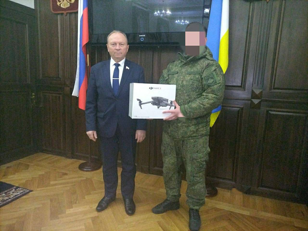 Фото Депутаты Народного Хурала Бурятии купили для танкистов на СВО квадрокоптер