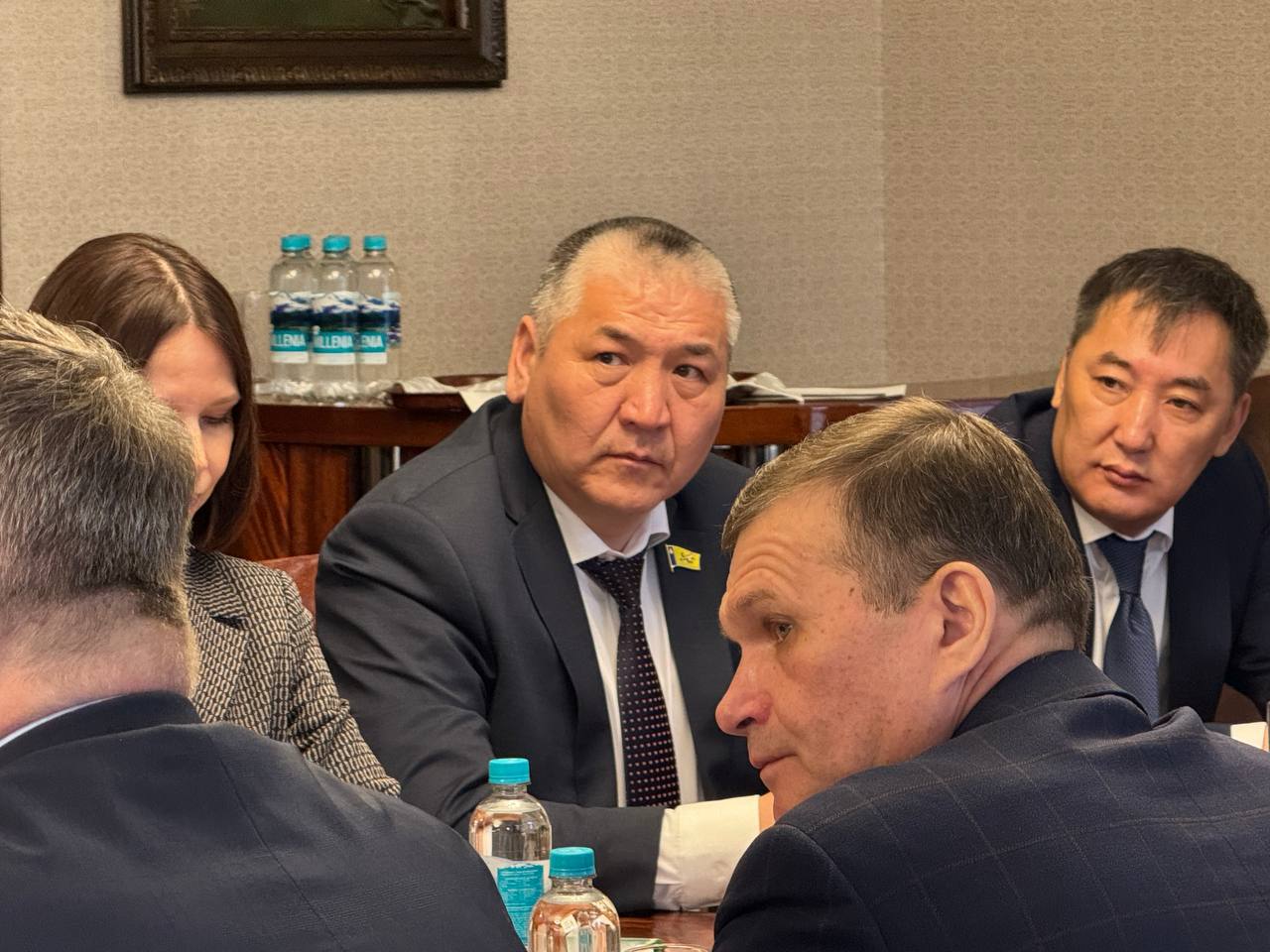 Фото Председатель Улан-Удэнского горсовета отметил важность сотрудничества с монгольскими городами-побратимами 