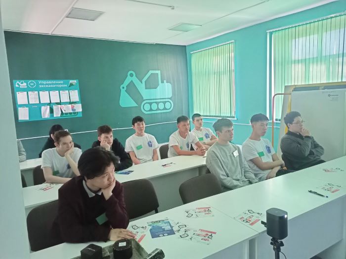 Фото Цифровая стройка начинается в учебной мастерской