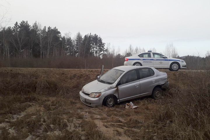 Фото В Бурятии пенсионерка пострадала в слетевшей с дороги «Тойоте» 