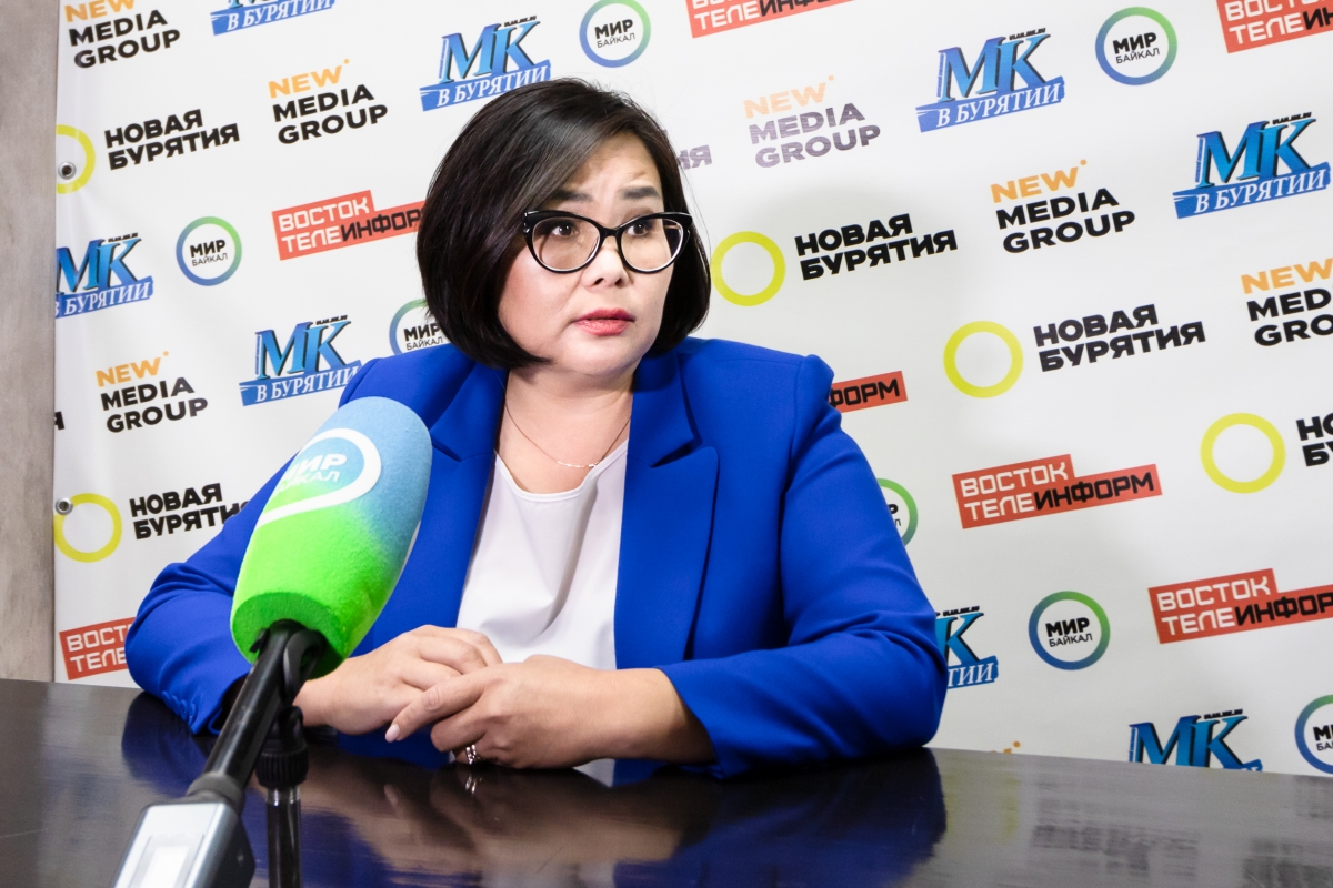 Фото Уполномоченным по правам человека в Бурятии вновь назначена Юлия Жамбалова