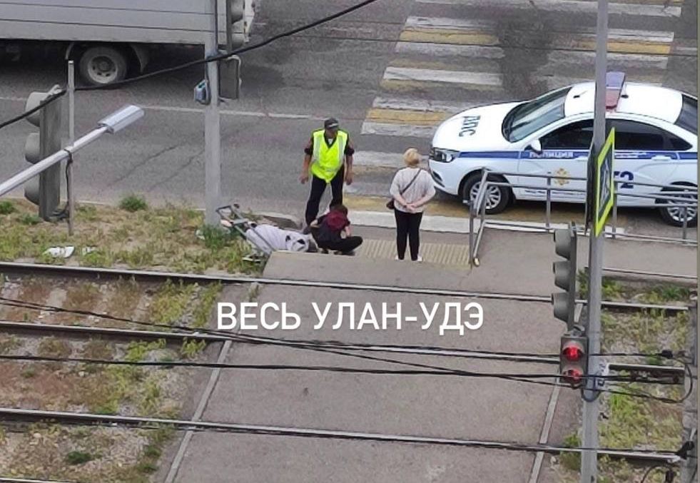 Фото В полиции Улан-Удэ установили личность женщины, которую насмерть сбил трамвай