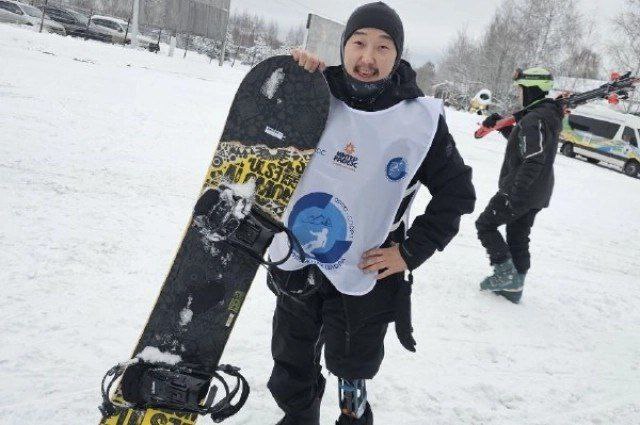 Фото Потерявший ноги на СВО военный врач отправится на Эльбрус 