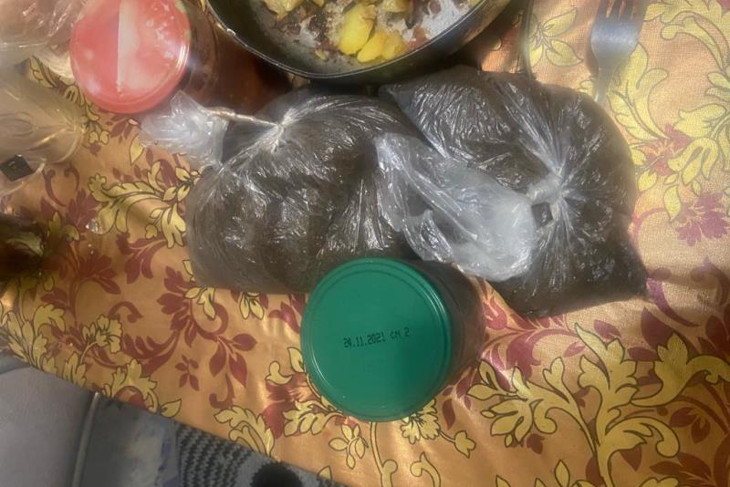 Фото Росгвардейцы нашли у жителя Улан-Удэ более 1 кг «травки»