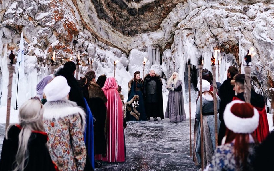 Фото На Байкале устроили свадьбу в стиле «Игры престолов»