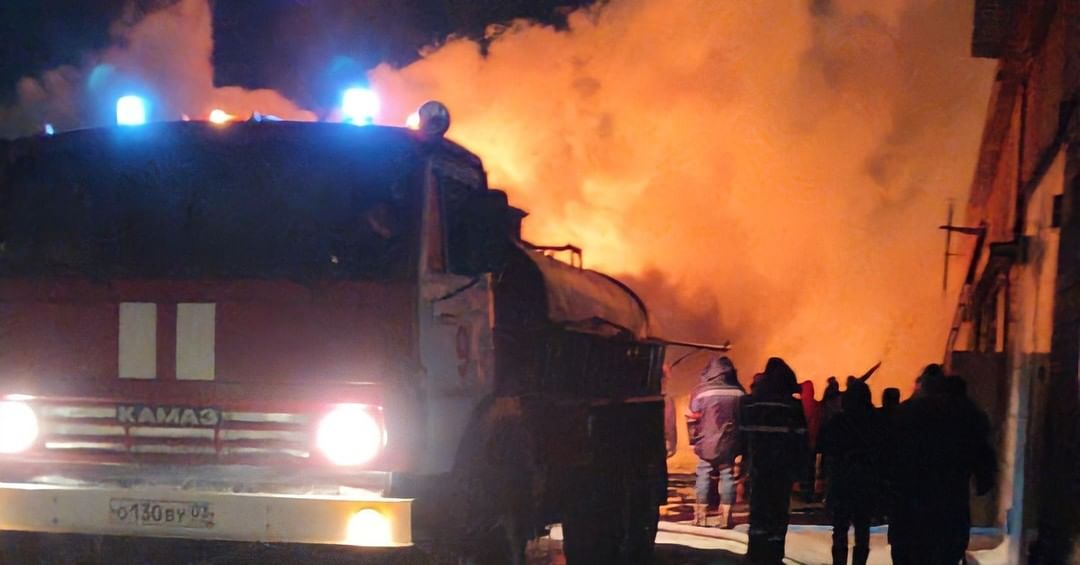 Фото В Бурятии ликвидировали пожар площадью в 600 м²