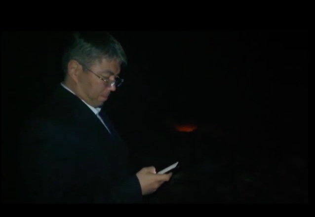 Фото Цыденов устроил ночную проверку горящего полигона в Вахмистрово