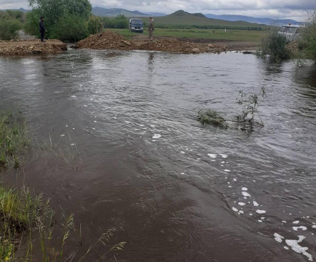 Фото В Бурятии ожидаются селевые потоки и выход рек из берегов