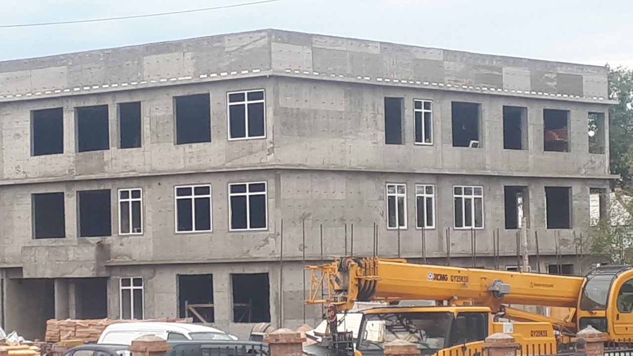 Фото Строительство нового корпуса школы №25 в Улан-Удэ завершат до конца года