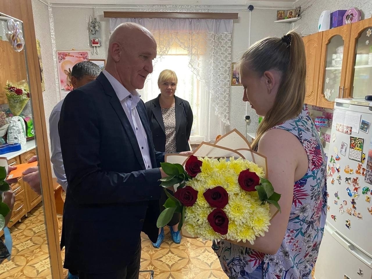 Фото Глава Баунтовского района навестил родных участника СВО из Бурятии