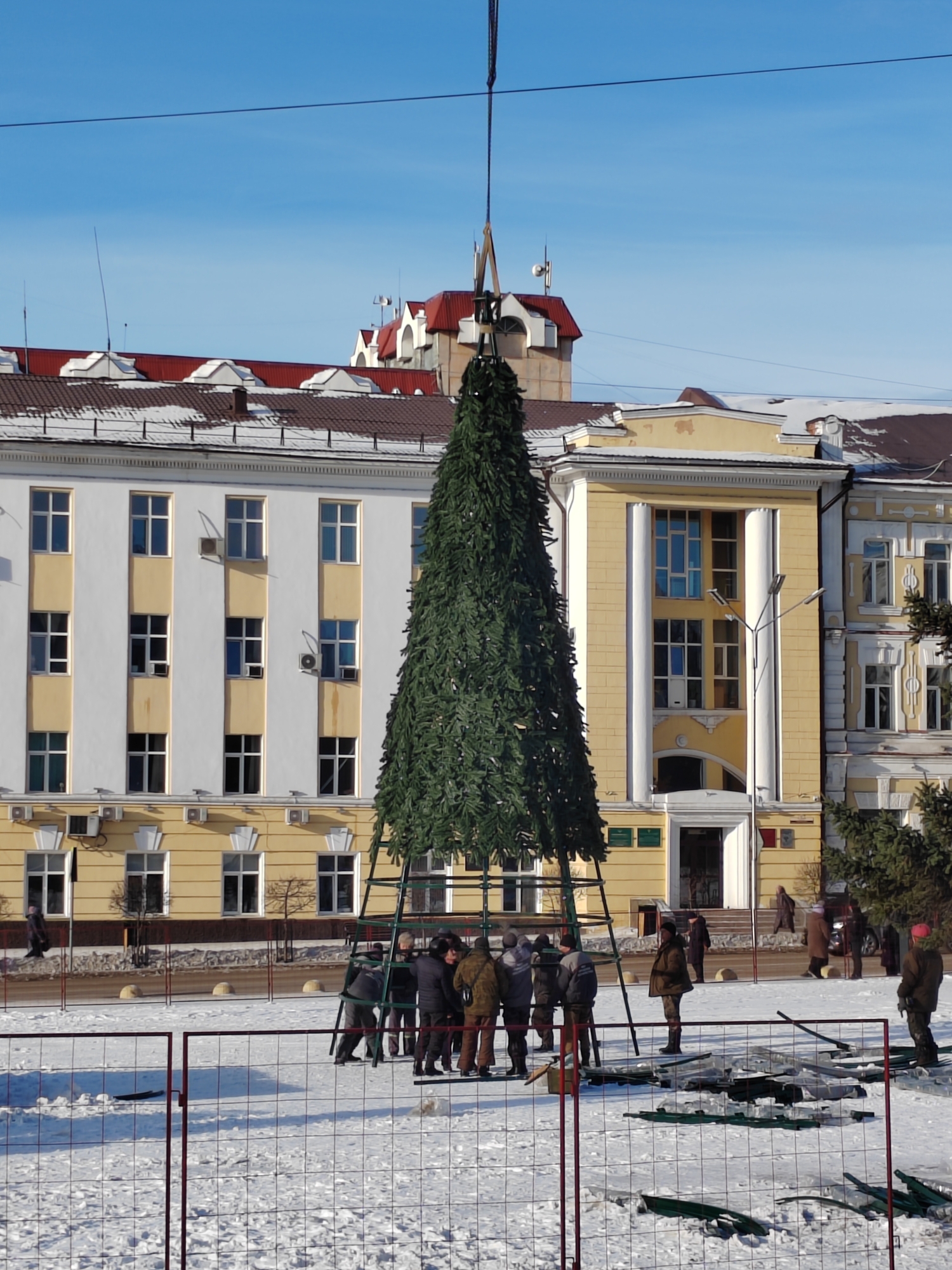 Фото Правительство России обеспечит Бурятию целевыми средствами для выплат бюджетникам в 2026 году