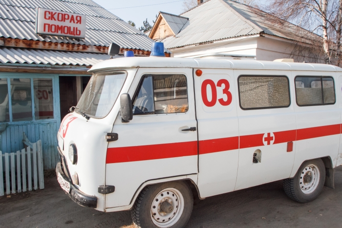 Фото В больницу доставили мальчика с переломами из детского лагеря «Огонек» в Улан-Удэ