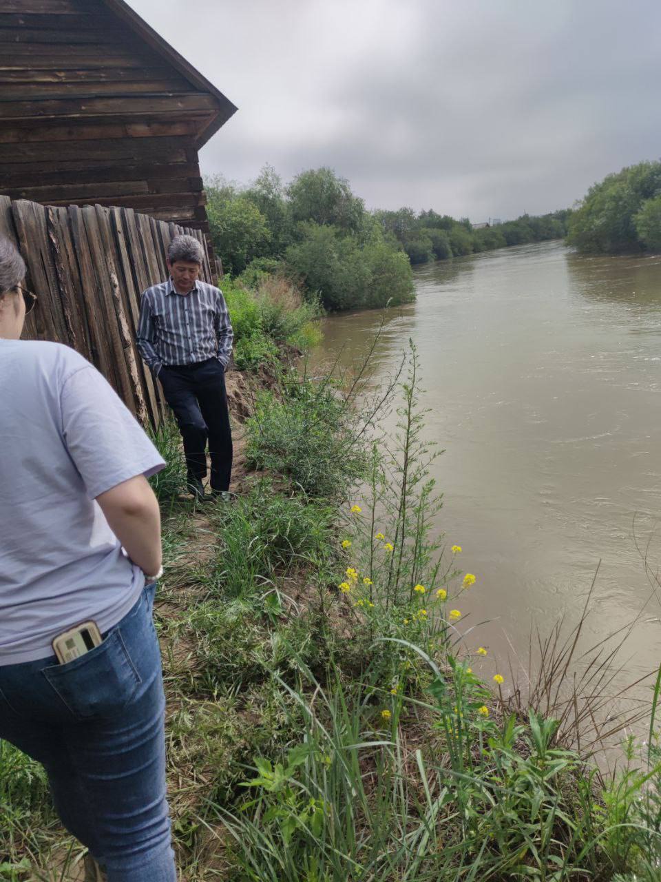 Фото Дачным домам в Улан-Удэ грозит подтопление