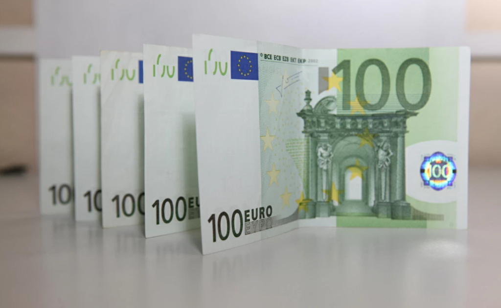 Фото В Бурятии полицейские изъяли 25,5 тысяч фальшивых евро