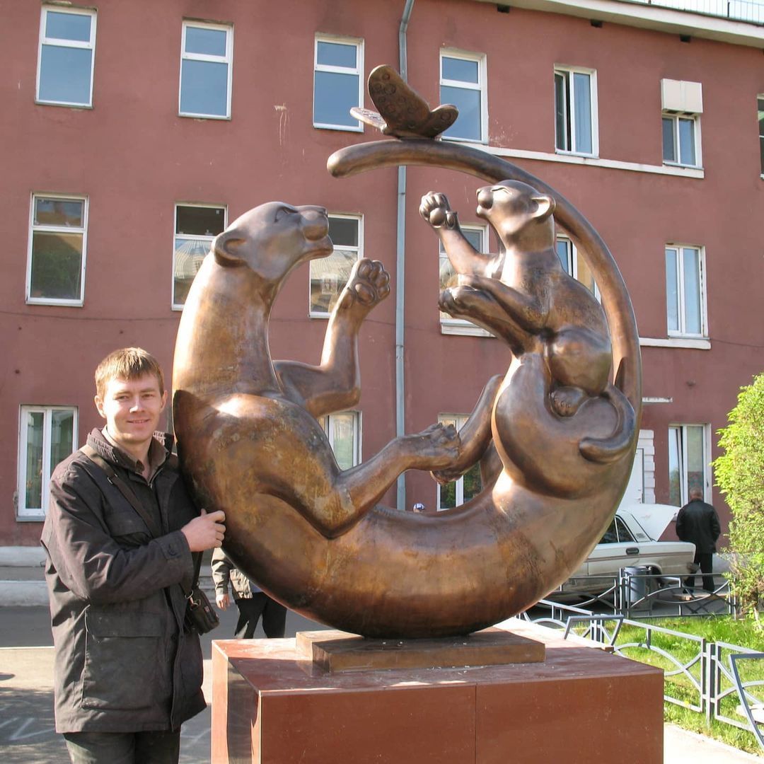 Фото Выпускник Улан-Удэнского колледжа стал известным скульптором (ФОТО)