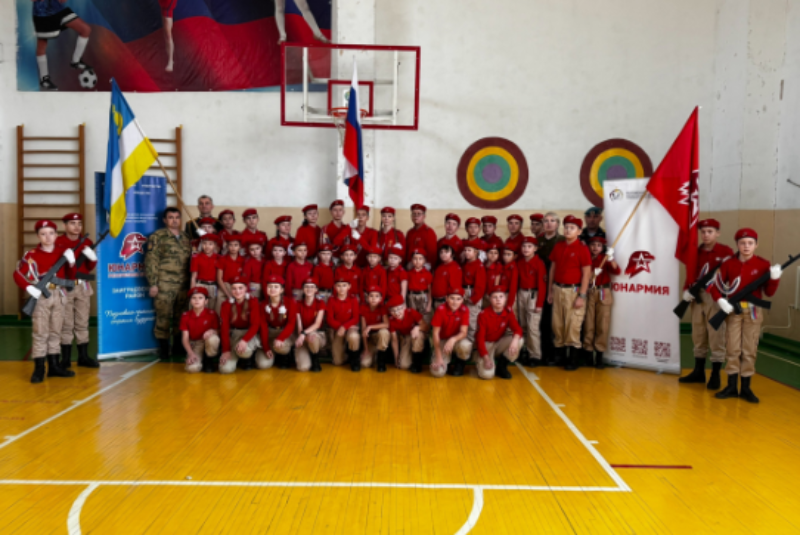 Фото Еще 30 школьников Бурятии вступили в ряды движения «Юнармия»