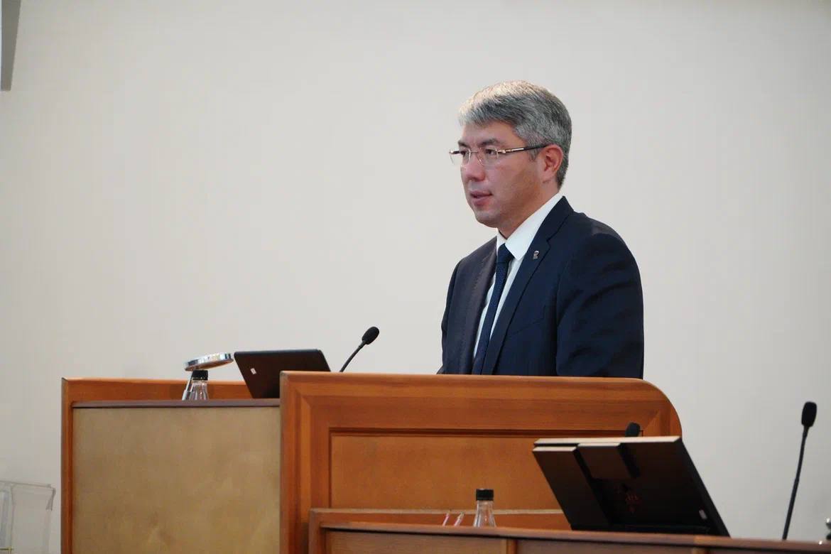 Фото Глава Бурятии: «Мы вместе несем ответственность перед жителями»