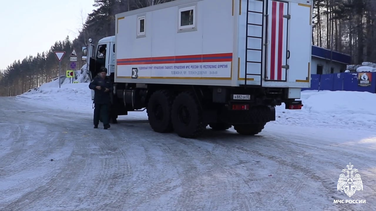Фото На дорогах Бурятии развернули мобильные пункты обогрева 