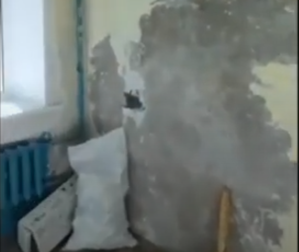 Фото Инвалидам в Бурятии предоставили «трущобы» вместо квартиры (ВИДЕО)