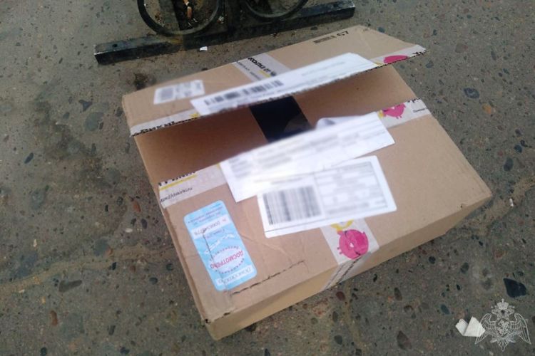 Фото Пустая коробка на Элеваторе взволновала горожан