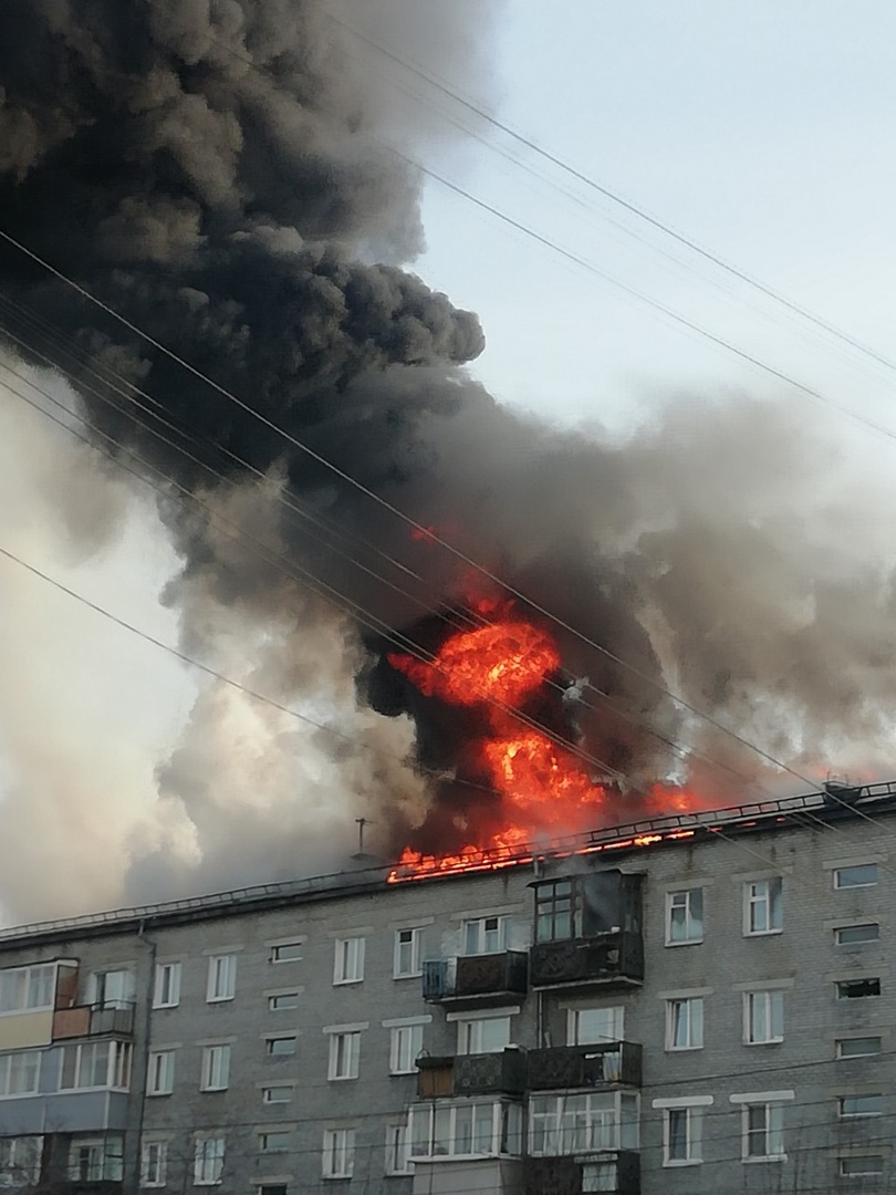 Фото Дознаватели МЧС России установили причину крупного пожара в Улан-Удэ