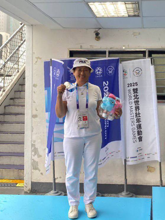 Фото Жительница Бурятии взяла «серебро» Всемирных игр ветеранов спорта 