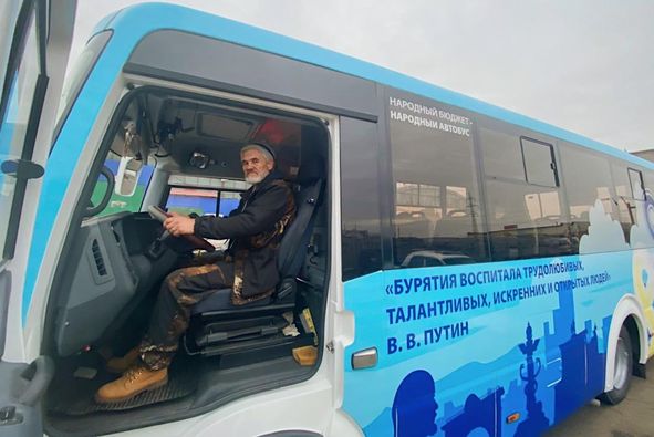 Фото Водитель нового автобуса Владимир Гороховский: «Работать стало намного легче»