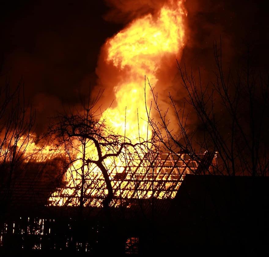 Фото В Бурятии семья осталась без крыши над головой после пожара