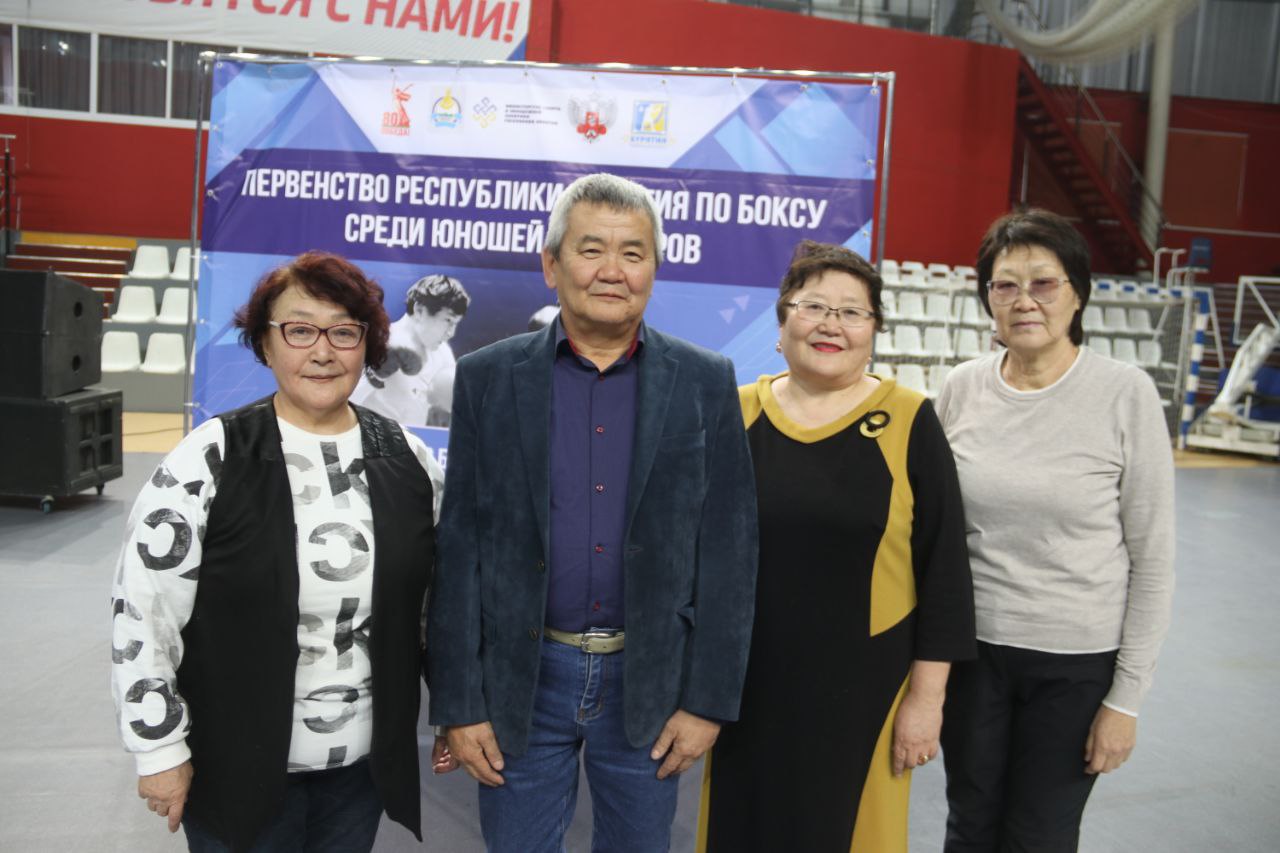 Фото Спортивная общественность Бурятии вспоминает прославленного боксера Бадму Батуева 