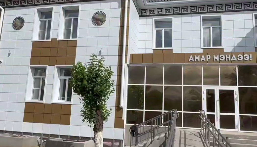 Фото Мэр Улан-Удэ проверил, как идет капремонт в детсаду «Ая-ганга»