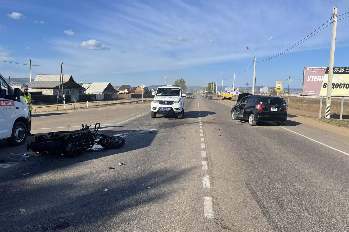 Фото В Бурятии водитель «Лады» сбил подростка на мотоцикле