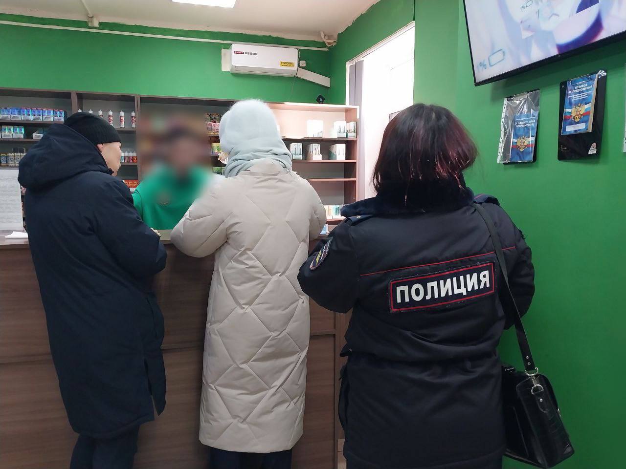 Фото В Улан-Удэ прошел рейд по точкам продаж вейпов и “электронок”