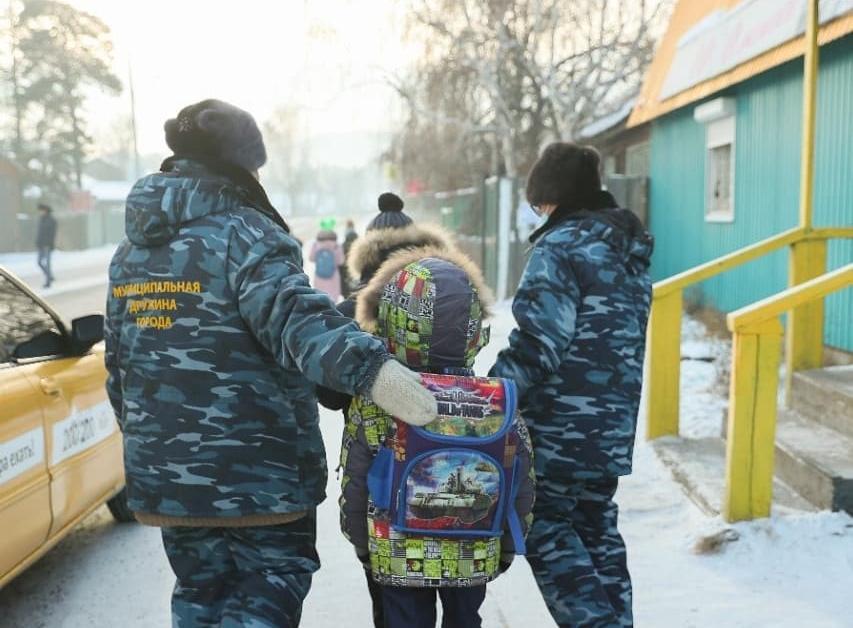 Фото В Забайкальском улицы начали патрулировать народные дружинники (ФОТО)