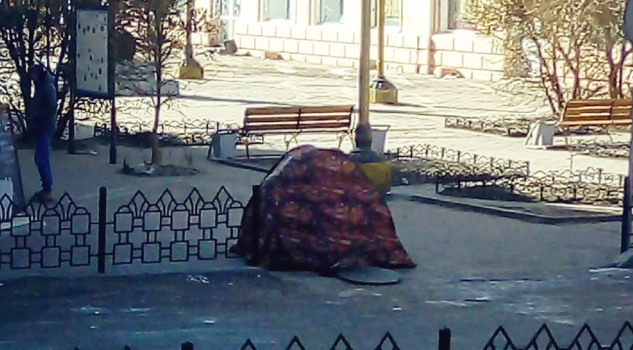 Фото В центре Улан-Удэ разбили тур-палатку