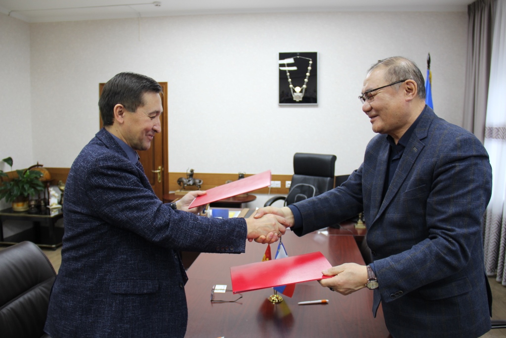 Фото ВСГУТУ подписал договор о сотрудничестве с монгольским вузом