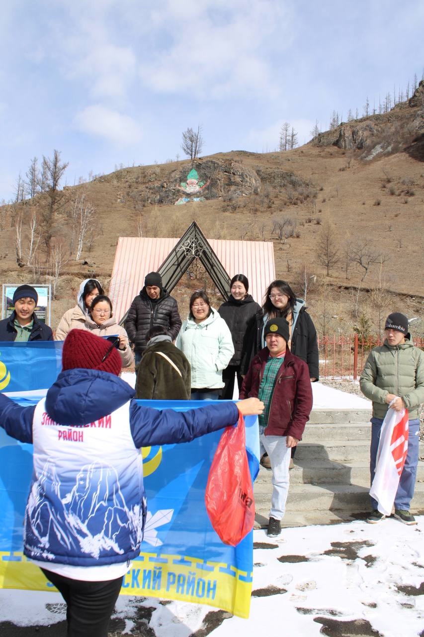Фото В бурятском селе Цакир распахнул свои объятия молодёжный слёт "Уулзае!"