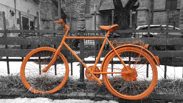 Фото В Бурятии оранжевый велосипед стал причиной для назначения обязательных работ
