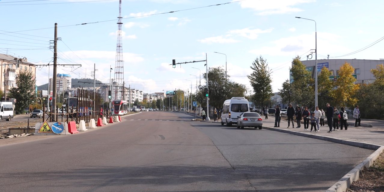 Фото «Поторапливайтесь». Мэр Улан-Удэ поручил ускорить ремонт дороги на ул. Бабушкина