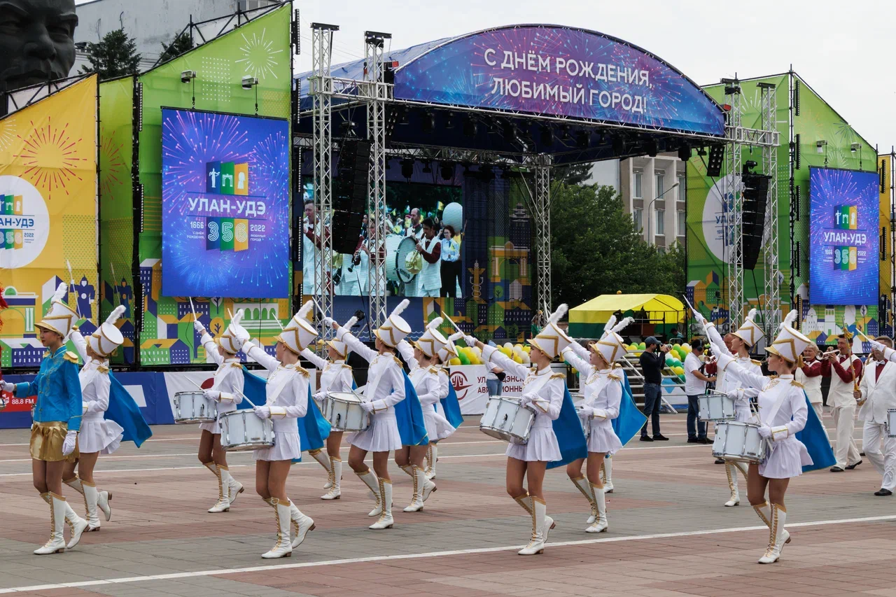 Фото В Улан-Удэ празднуют День города (ВИДЕО+ФОТОРЕПОРТАЖ)