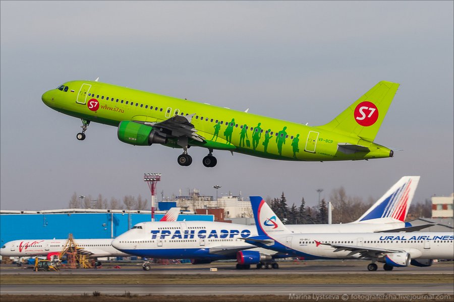 Фото Убытки российских авиакомпаний выросли на 50% из-за высоких цен на топливо