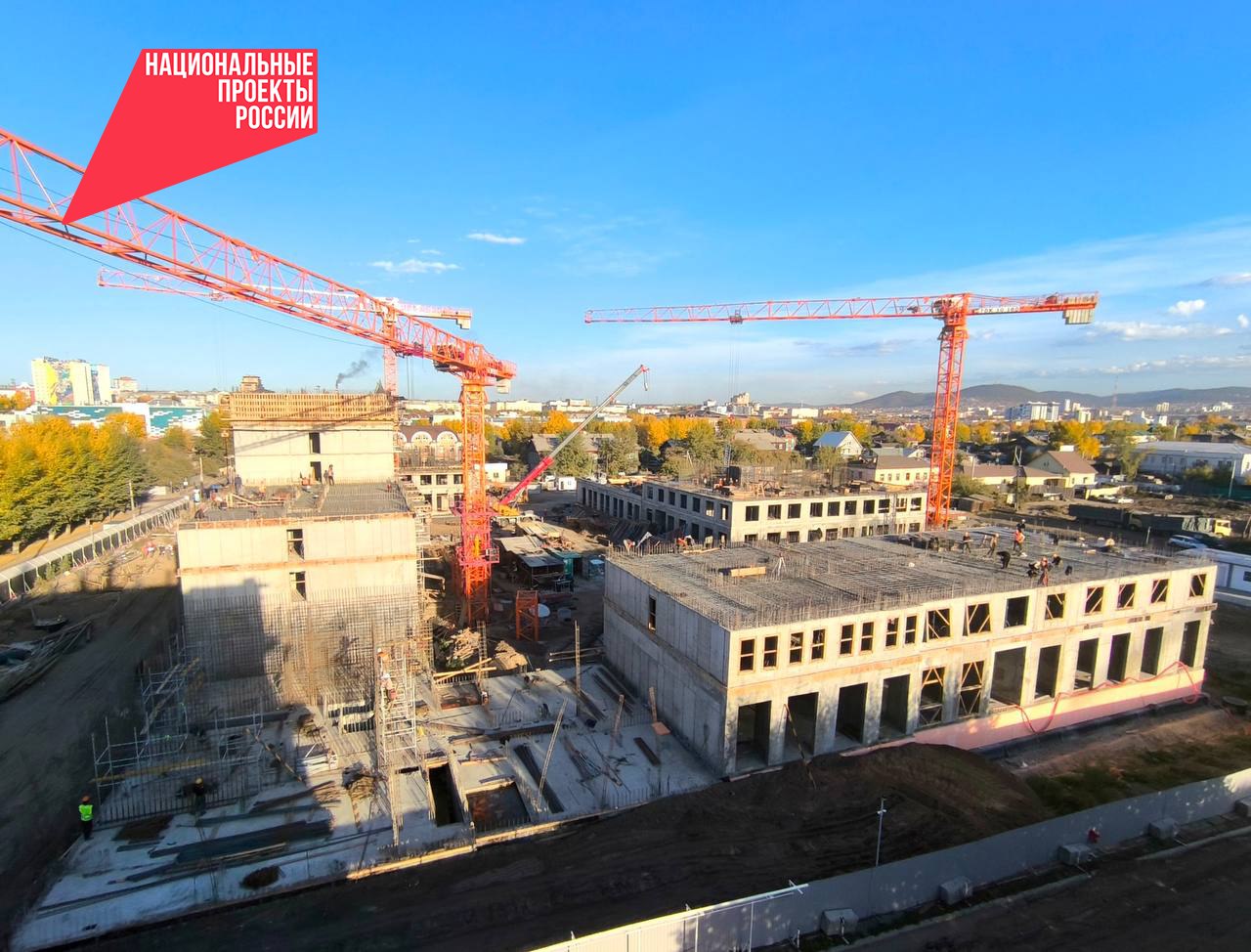 Фото В Улан-Удэ строительство первого ЖК на 619 квартир ведется круглосуточно
