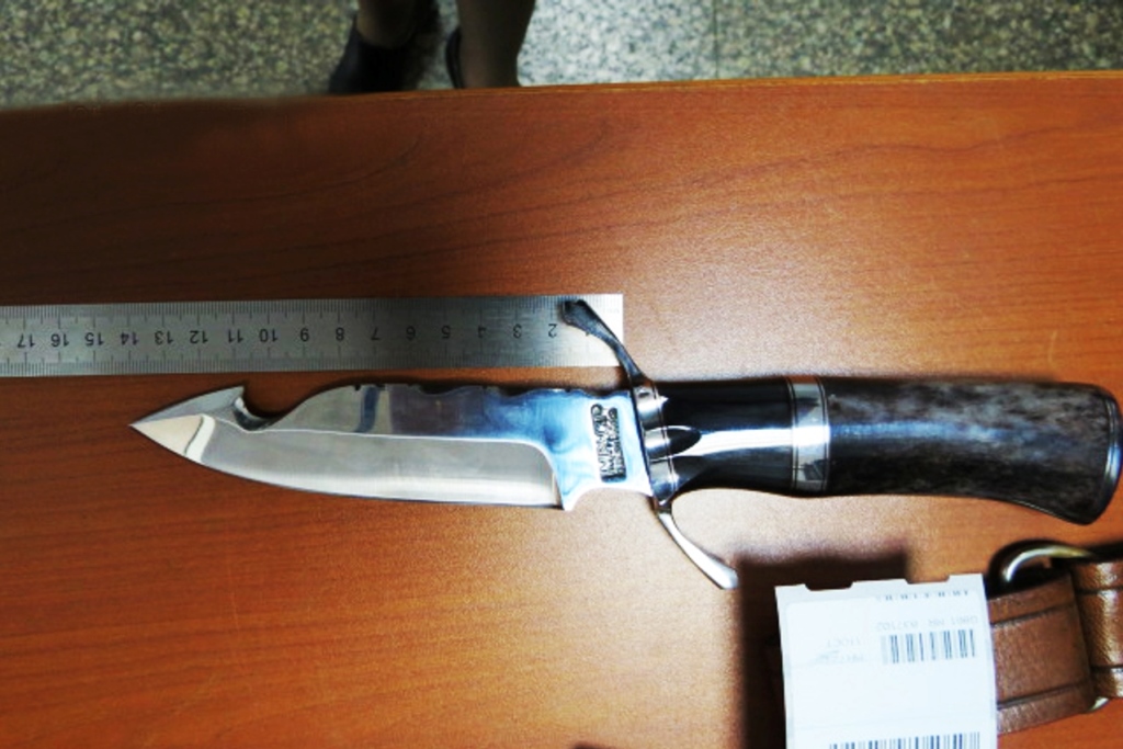 Фото В аэропорту Бурятии у пассажира изъяли японские самодельные ножи