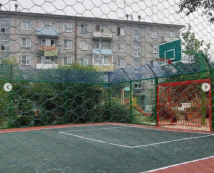 Фото На округе №26 в Улан-Удэ открыли новую спортивную площадку