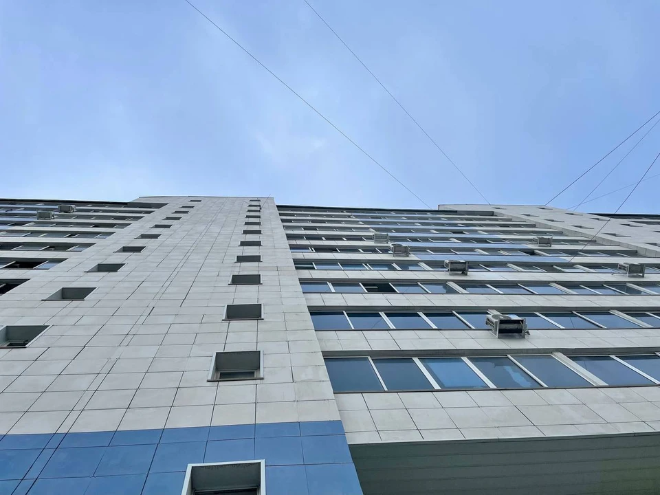Фото В Якутске умер малыш, которого падающим с 12-го этажа поймал мужчина из Бурятии