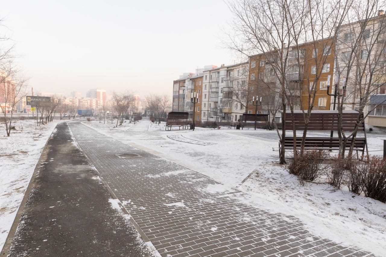 Сквер зодчий улан удэ. Городская среда. Городская среда фото. Жилье и городская среда.