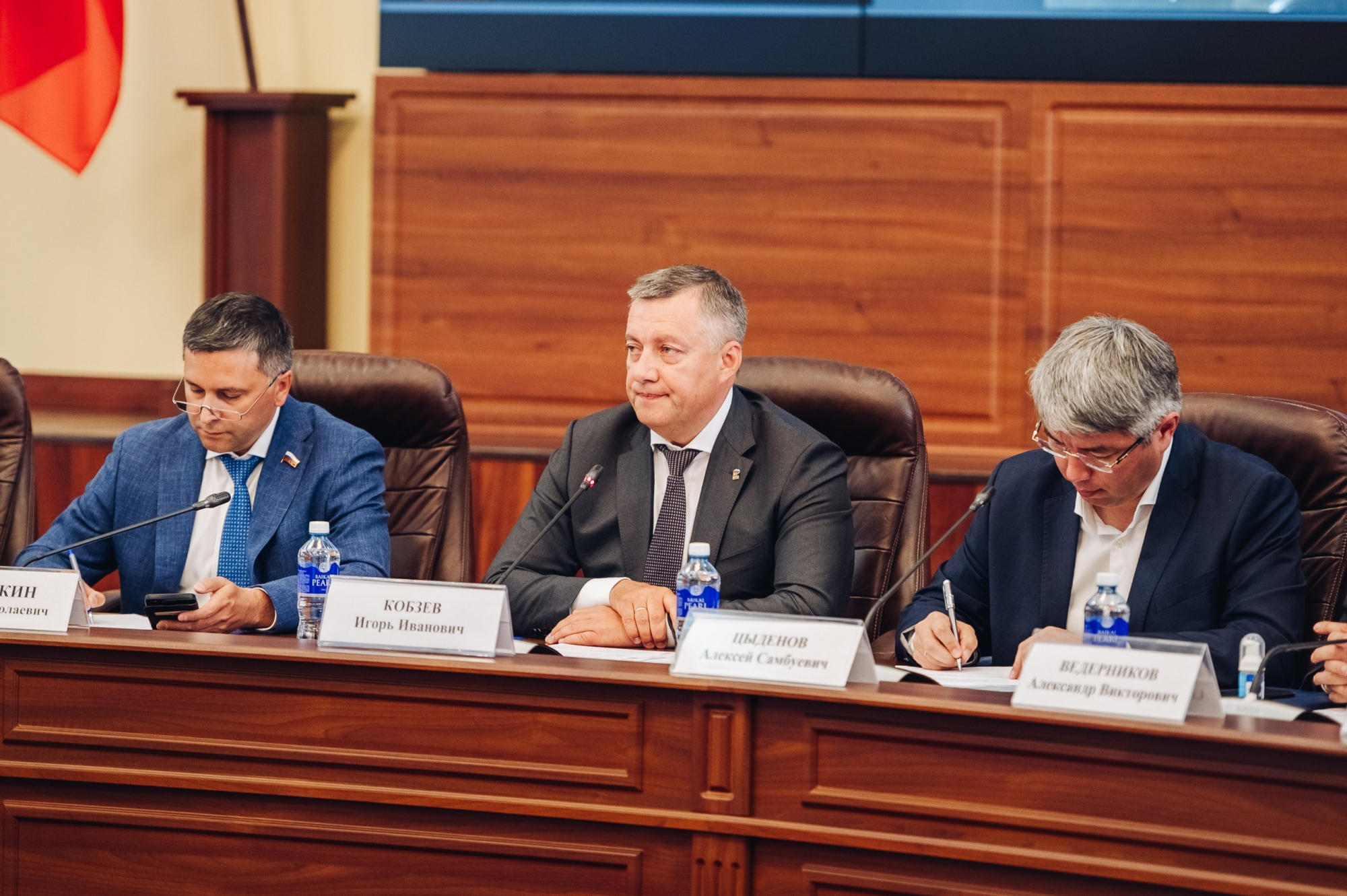 Фото Глава Бурятии принял участие в совещании по подготовке ко второму чтению законопроектов в отношении Байкальской природной территории