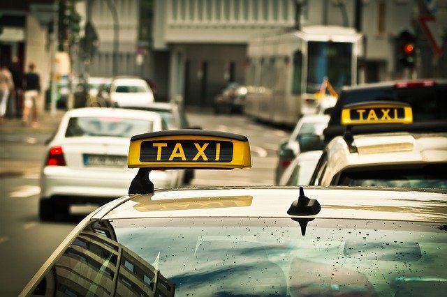 Фото Улан-удэнец прокатился на такси за 7 тысяч рублей